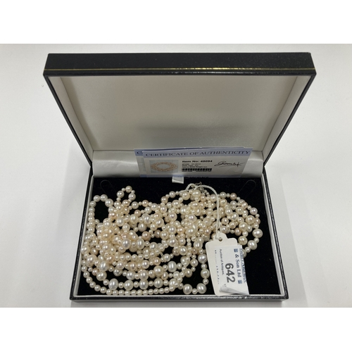 642 - Jewellery: Jewellery: Two Gems TV pearl necklaces, each made with no clasp, both with alternating la... 