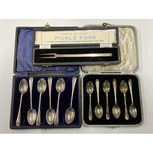 679 - Hallmarked Silver: Hallmarked Silver: A boxed silver pickle fork, 'a hand forged replica of the olde... 