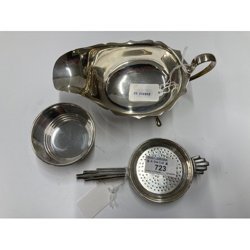 723 - Hallmarked Silver: Hallmarked Silver: An Art Deco tea strainer and bowl, Birmingham 1936, together w... 