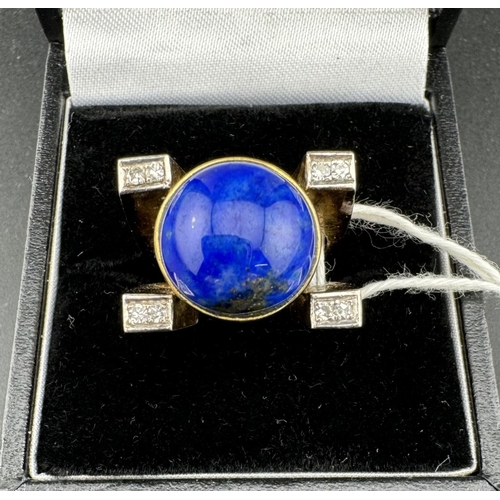 735 - Jewellery: Jewellery: A yellow metal ring, marked 14k 585 and testing as such, set a central lapis l... 