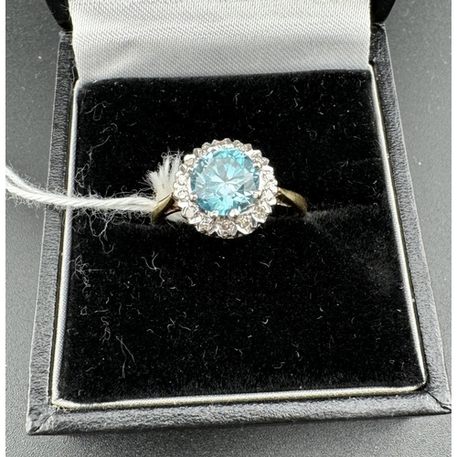 790 - Jewellery: Jewellery: Ladies 18ct gold blue zircon and diamond cluster ring, size L. 3.5g.... 