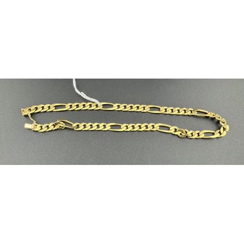 818 - Jewellery: Jewellery: A yellow metal curb link necklace, marked 750 and Italian hallmarks, testing a... 