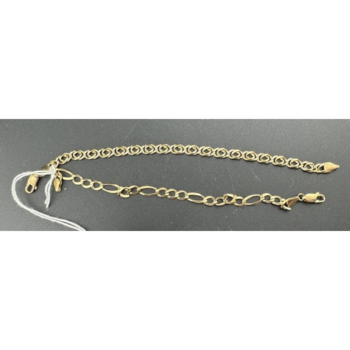 843 - Jewellery: Jewellery: Two 9ct yellow gold open link bracelets, each 17.5cm. Combined weight 9.2g.... 