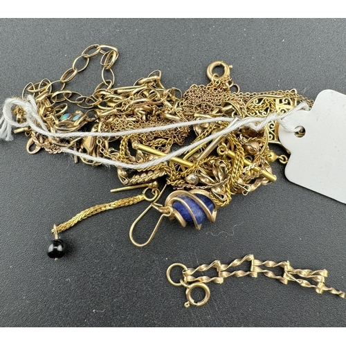 844 - Jewellery: Jewellery: 9ct and gold jewellery including earrings, necklets, etc. Total weight 22.7g.... 