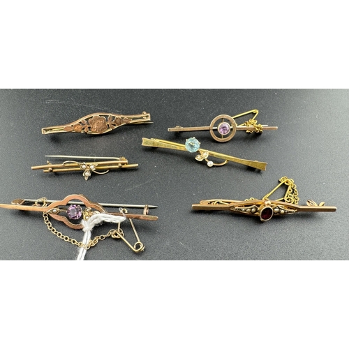 852 - Jewellery: Jewellery: Six bar brooches, all either unmarked or '9ct' but testing as 9ct gold, variou... 