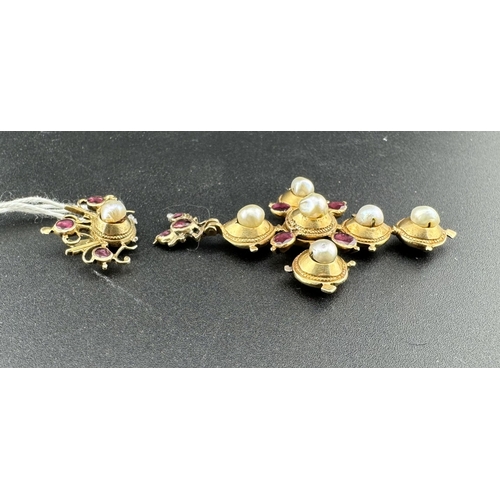 887 - Jewellery: Jewellery: A 19th century European cross pendant set with freshwater pearls and pink tour... 