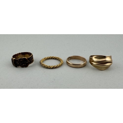 917 - Jewellery: Jewellery: Four 9ct gold rings of varying designs, either marked or tested. Combined weig... 