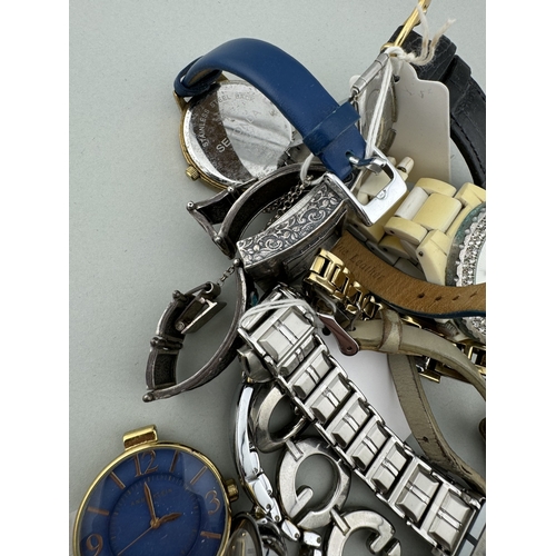 937 - Watches: Watches: A quantity of ladies and gents quartz watches, assorted makers. (10)