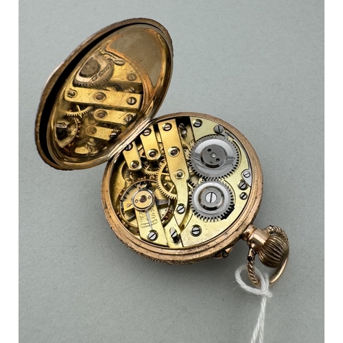 953 - Watches: Watches: A ladies 9ct gold keyless wind fob watch, import marks for London 1909, engraved i... 