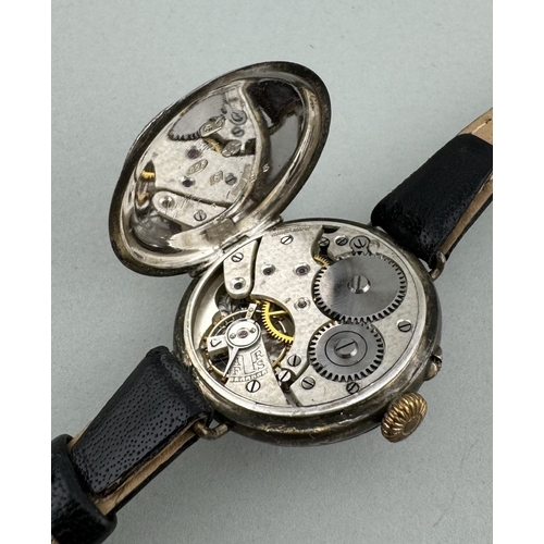 966 - Watches: Watches: An early 20th century trench style silver and enamel wristwatch, import marks for ... 