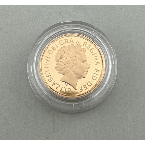 973 - Coins: Coins: A Royal Mint issued 2005 Queen Elizabeth II full sovereign, encapsulated, in hard case... 