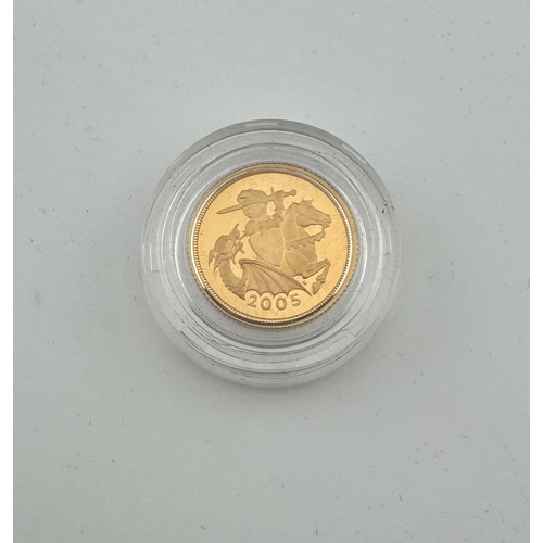 983 - Coins: Coins: A Royal Mint issued half sovereign dated 2005, COA, originally proof but removed from ... 