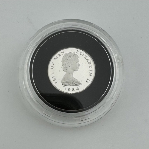 986 - Coins: Coins: A Pobjoy Mint 1/10 noble coin, issued in platinum as a limited edition. Encapsulated, ... 