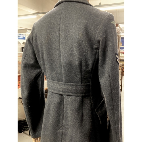 474 - Militaria: RAF Corporal's greatcoat, cap and mannequin.