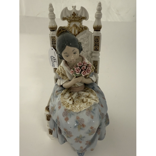 727 - Ceramics: 20th Century porcelain Lladro ''Appreciation Attentive Valencian Girl'' Issued in 1982 and... 