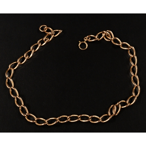 456 - Jewellery: Jewellery: 9ct gold 43cm curb link chain, width 7.7mm, 40g.