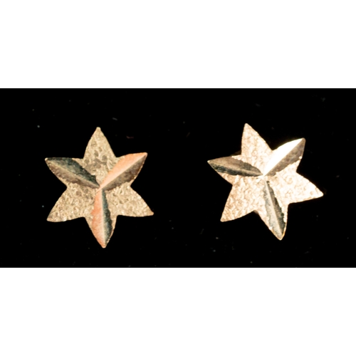 464 - Jewellery: Jewellery: 9ct gold 56cm curb link chain with a 15mm x 11.5mm cross attached, plus a pair... 