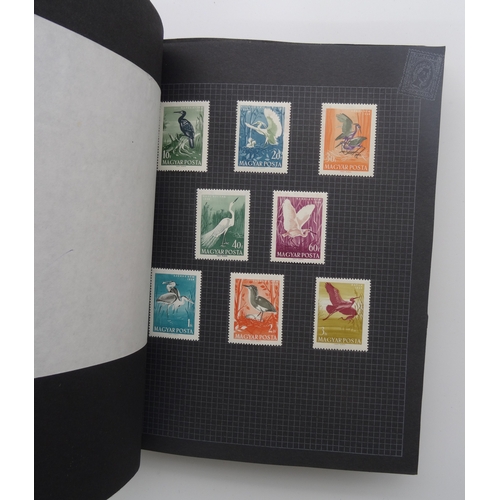 85 - An 'A-Z' Bird collection in 3 black springback albums including Abu Dhabi m, Albania u, Ascension to... 