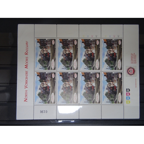 91 - Modern North Yorkshire Moors Railway mini sheet u/m