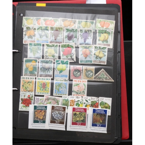 50 - An early to modern Flower collection on Hagner sheets mint and used countries from L onwards, we not... 