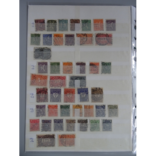 140 - 1919-1932 used collection on stock pages with useful vals to 4m, 1920s vals to 80pf plus a few Airs,... 