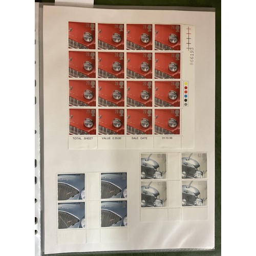 1 - A collection of GB QEII decimal Commemorative singles, blocks, and gutter pairs, including many moun... 