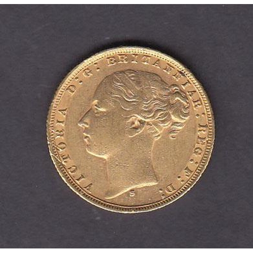 77 - UK 1876 gold full Sovereign, Sidney mint mark, in good condition