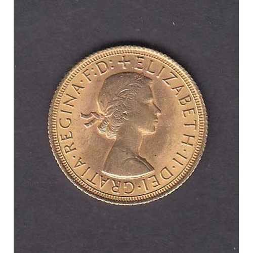 101 - UK 1967 gold full Sovereign, in good condition