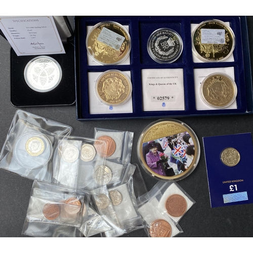 255 - A World accumulation of mainly Twentieth Century circulated UK coins post 1947, noted Harry and Megh... 