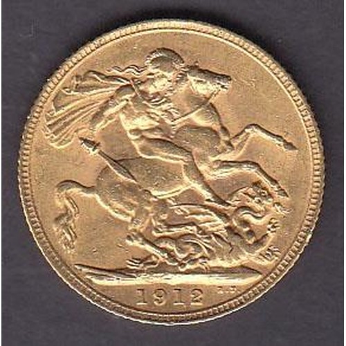 16 - UK 1912 gold full Sovereign, in good condition