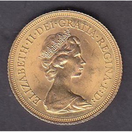 26 - UK 1974 gold full Sovereign, in good condition