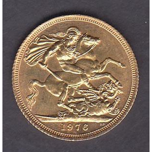 27 - UK 1976 gold full Sovereign, in good condition