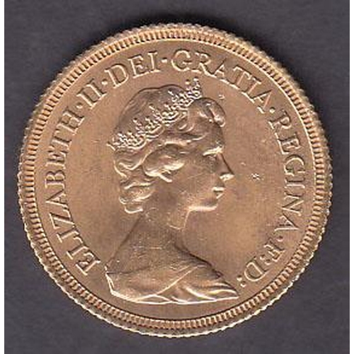 29 - UK 1979 gold full Sovereign, in good condition