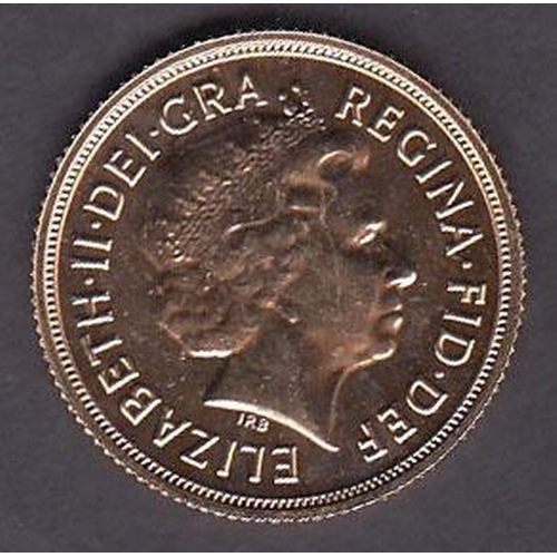 34 - UK 2014 gold full Sovereign, in good condition