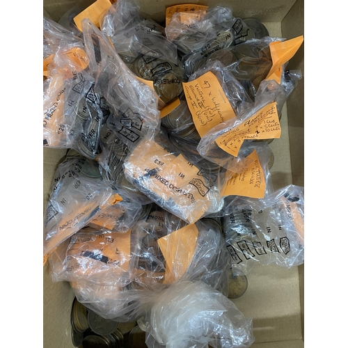 102 - An accumulation of mainly UK 20th Century circulated pennies, plus assorted various denominations in... 