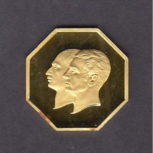 54 - Iran Gold (20k) medal, 50th Anniversary of Bank Melli, Mohammed Reza Pahlavi 1941-1979, weight 4.5g.