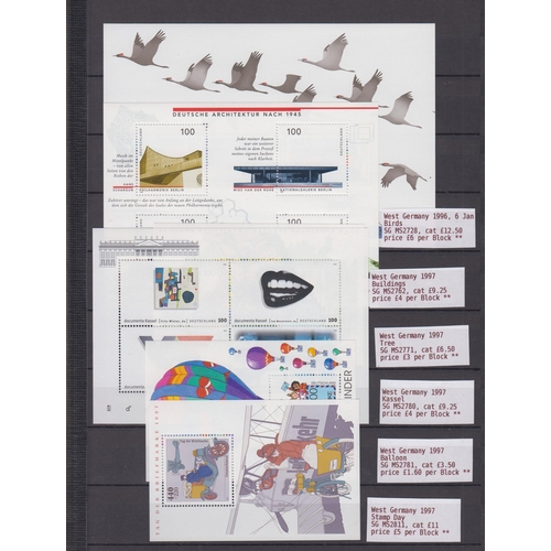 538 - 1959/2000 UM min.sheet/sheetlet selection with 1959 Beethoven, 1972 Athletes, 1973 Philatelic Congre... 