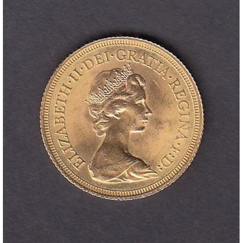 53 - UK 1974 gold full Sovereign, in good condition