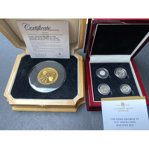 5 - A World coin collection, mainly 20th  & 21st Century, including silver and proof sets, noted Westmin... 