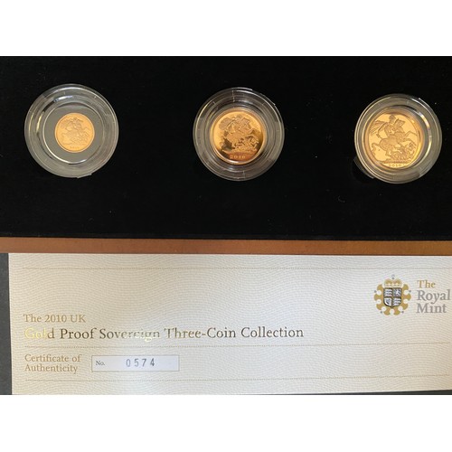 126 - UK 2010 Gold Proof Sovereign Three-Coin Collection, full/half/quarter Proof Sovereigns, boxed with C... 