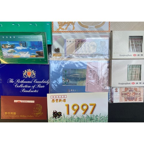 4 - A World 20th & 21st Century banknote collection, including uncirculated and circulated notes includi... 