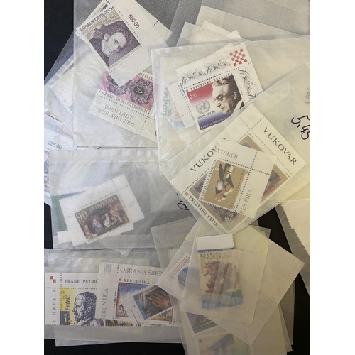 296 - A European collection of mid-modern New issues stamps in packets, mint u/m, good Cat value
