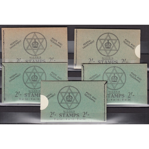 819 - A collection of 13 QEII first issue complete booklets from 2/- to 10/- including stitched left and r... 