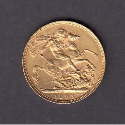 34 - UK 1893 gold full Sovereign, in good condition