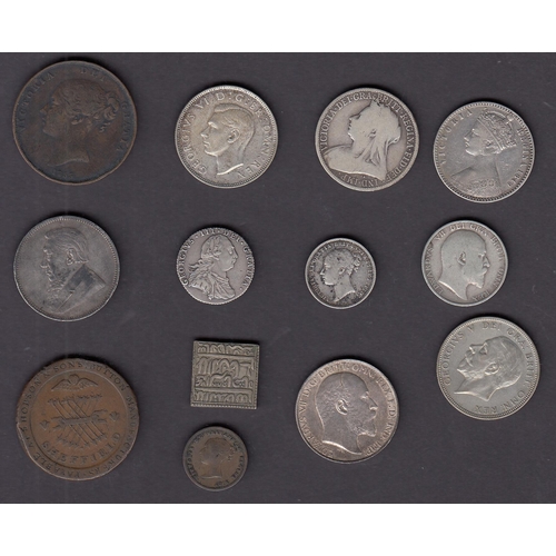 18 - A collection of mainly late 19th & 20th Century circulated coins, loose and in Whitman folders, stre... 