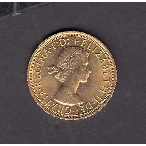 39 - UK 1966 gold full Sovereign, in good condition