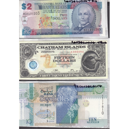 101 - A group of x15 uncirculated consecutive banknotes including 1998-2000 Seychelles 10R x9, 2001 Chatha... 