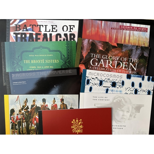322 - A comprehensive collection of GB presentation packs for the period 1964 to 2009, noted all the early... 