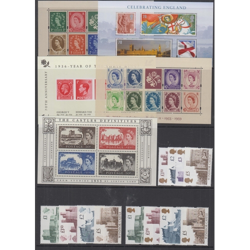 263 - Large mint and used Great Britain collection housed in 12x albums from 1840 to 2007, noted a pair of... 