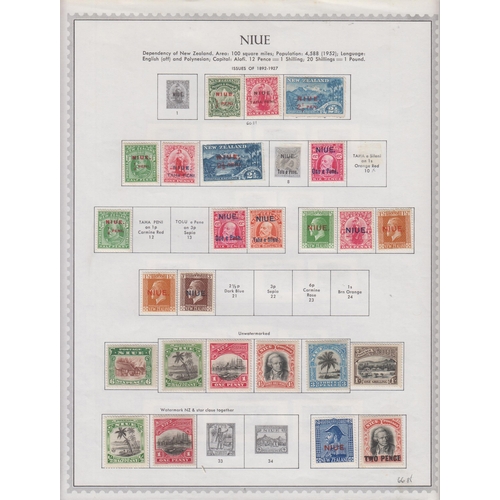 312 - A mint and used collection of New Zealand Pacific areas on a quantity of album pages with strength i... 